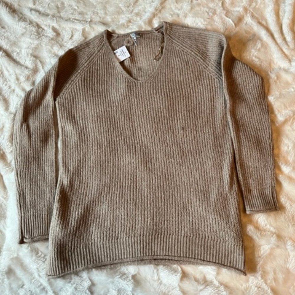 Kismet Beige V-Neck Knit Sweater Ladies Size Small S NWT Soft Pullover